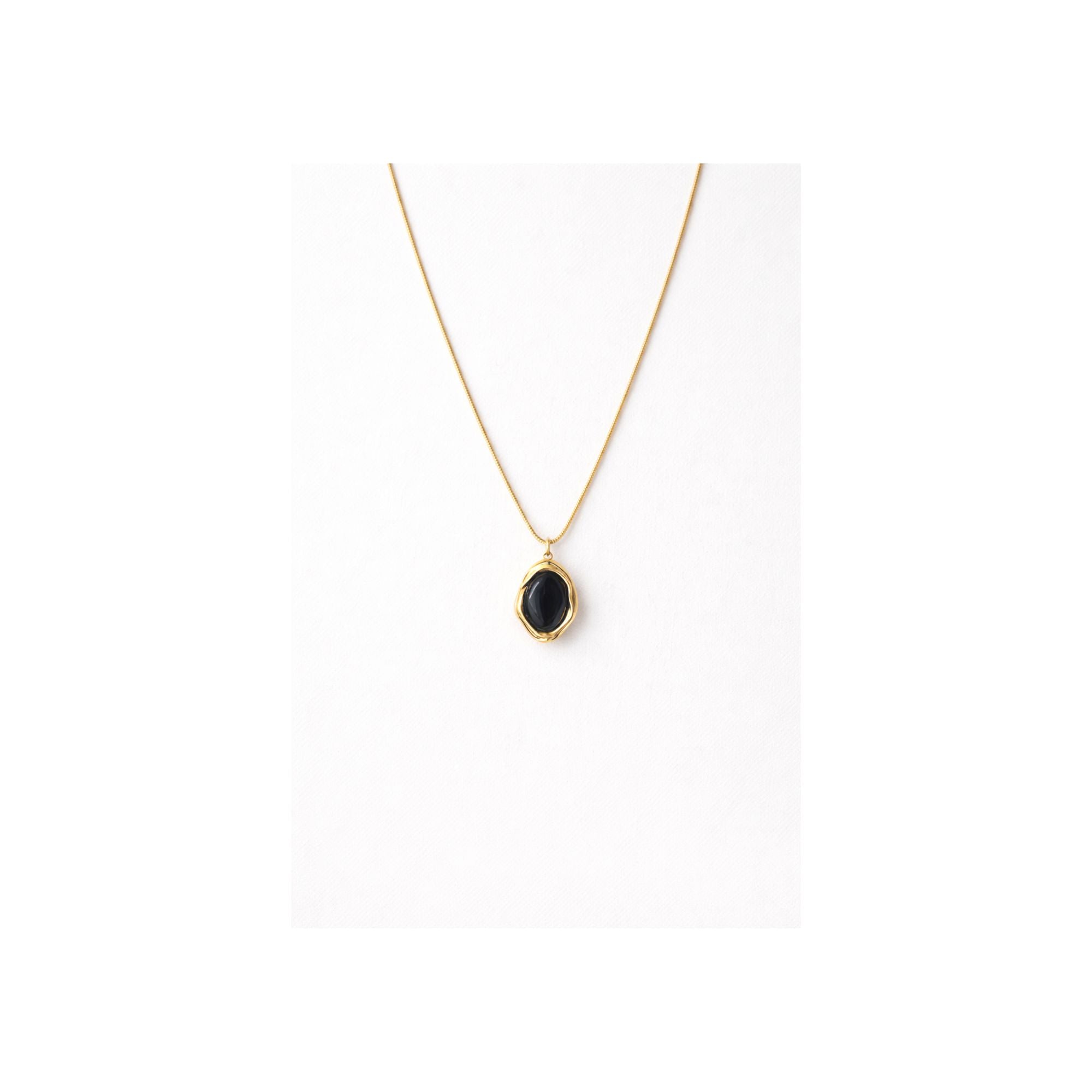 Midnight Oval Pendant Necklace