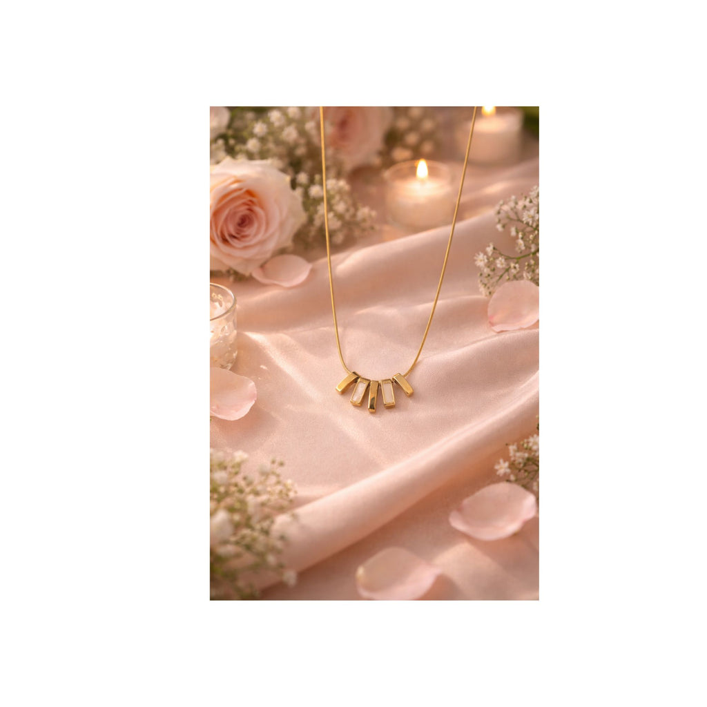 Radiant Fan Necklace