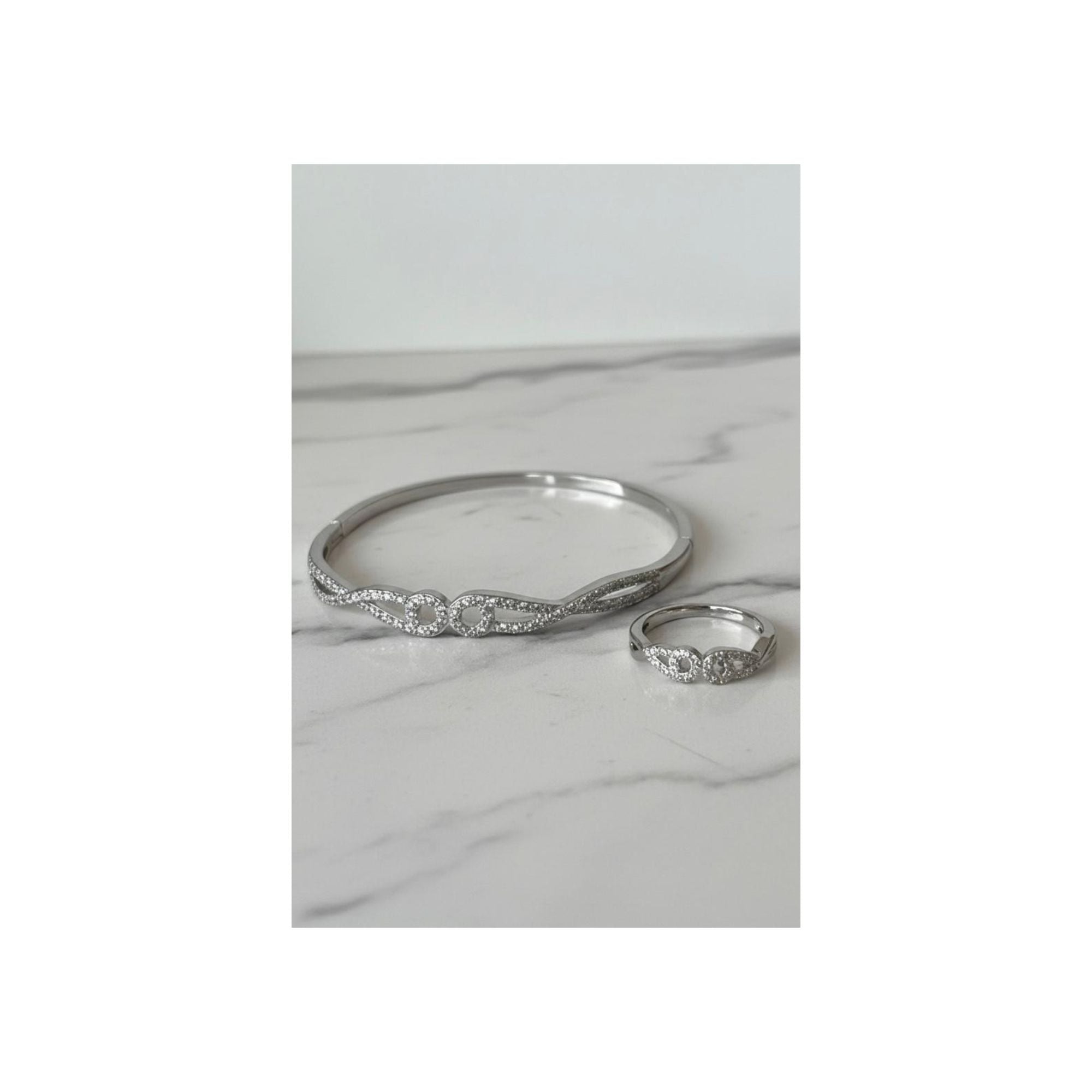 ✨ Silver Infinity Anti-Tarnish Bracelet & Ring Set ✨