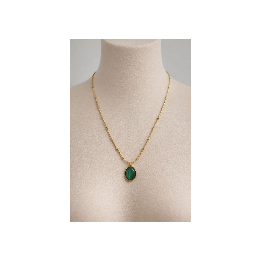 Vintage Emerald-Green Oval Cabochon Necklace – 304 Anti-Tarnish Gold Stainless Steel Satellite Chain