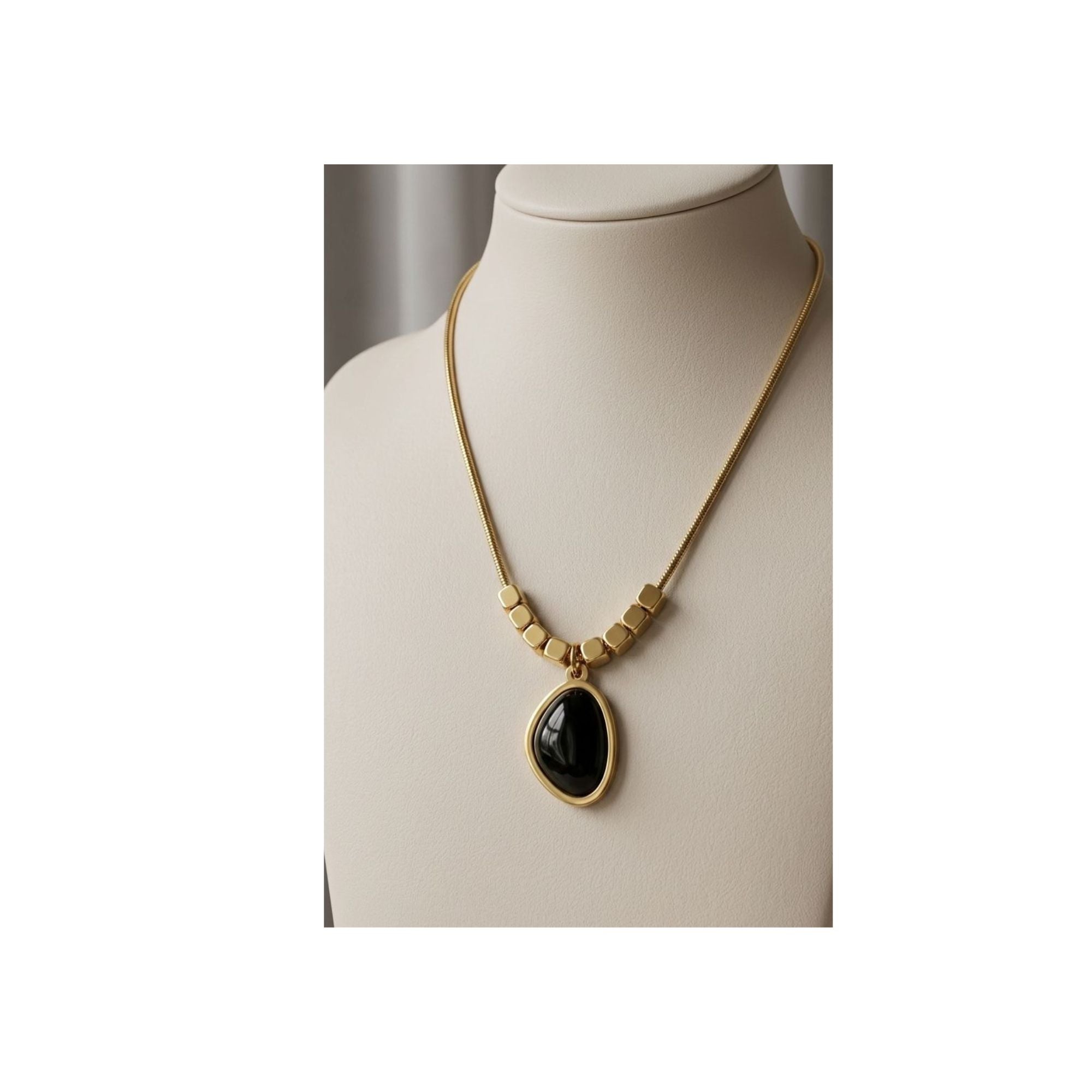 Aura Collection – Noir Aura Pendant Necklace