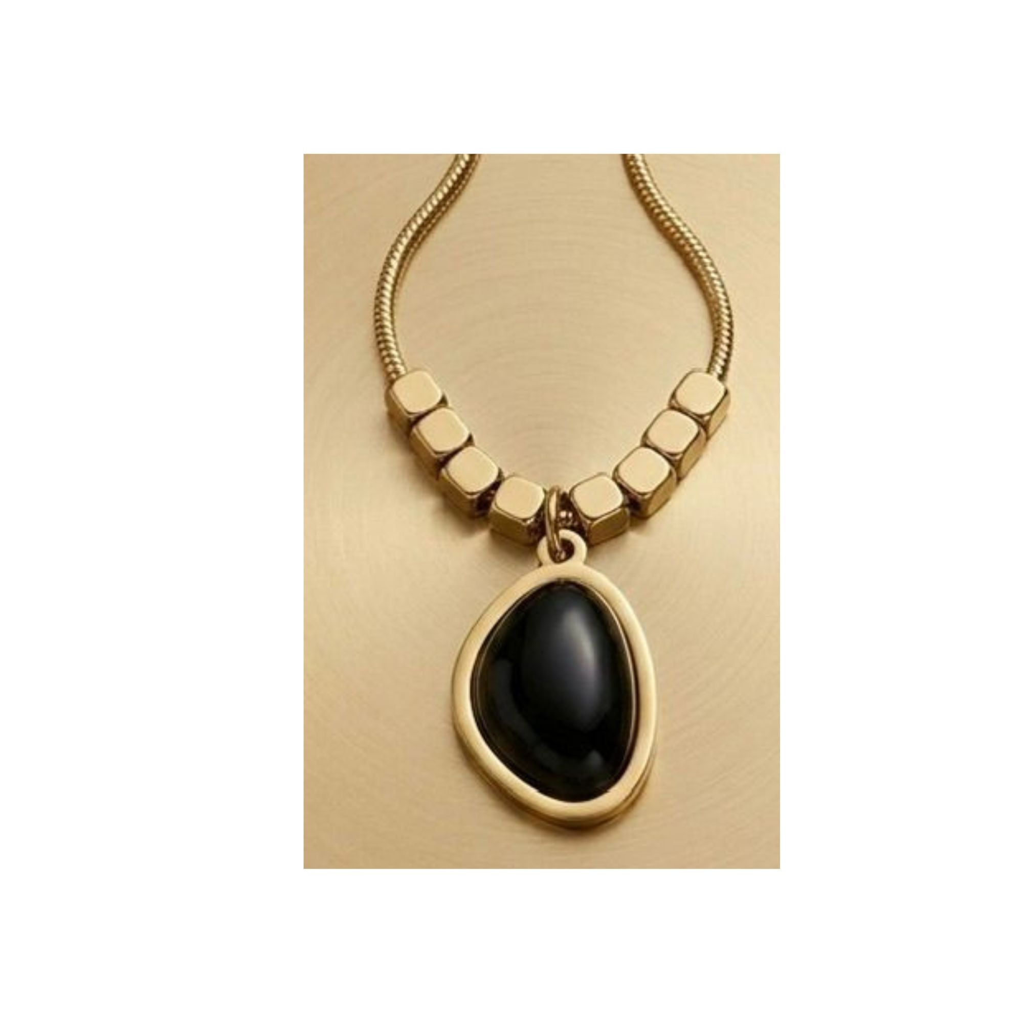 Aura Collection – Noir Aura Pendant Necklace