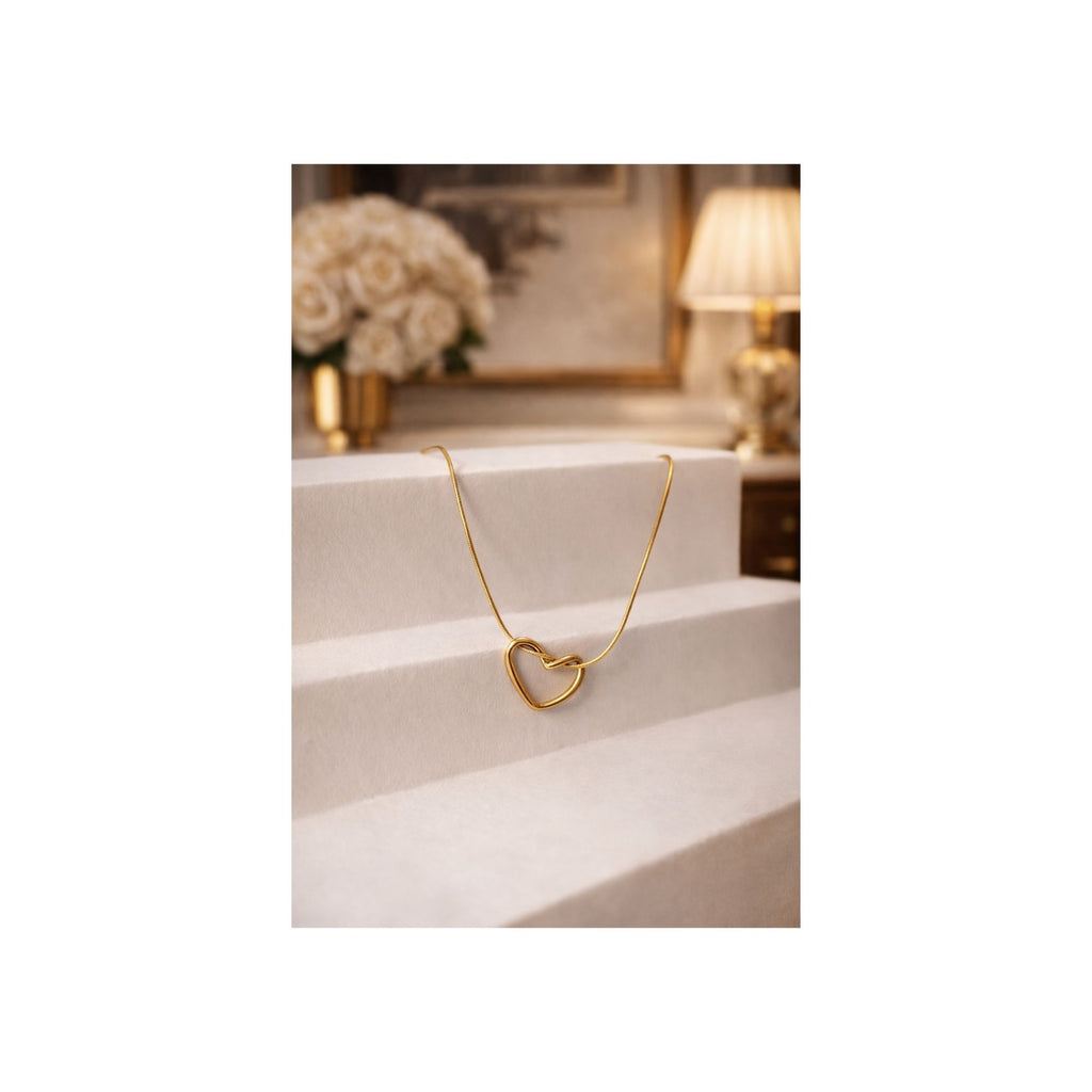Double Heart Gold Necklace – Minimal & Romantic ✨