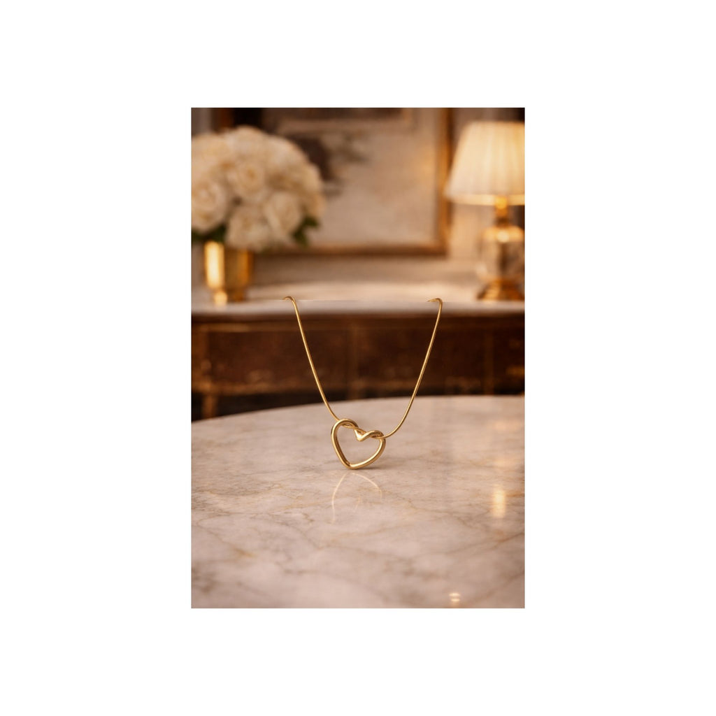 Double Heart Gold Necklace – Minimal & Romantic ✨