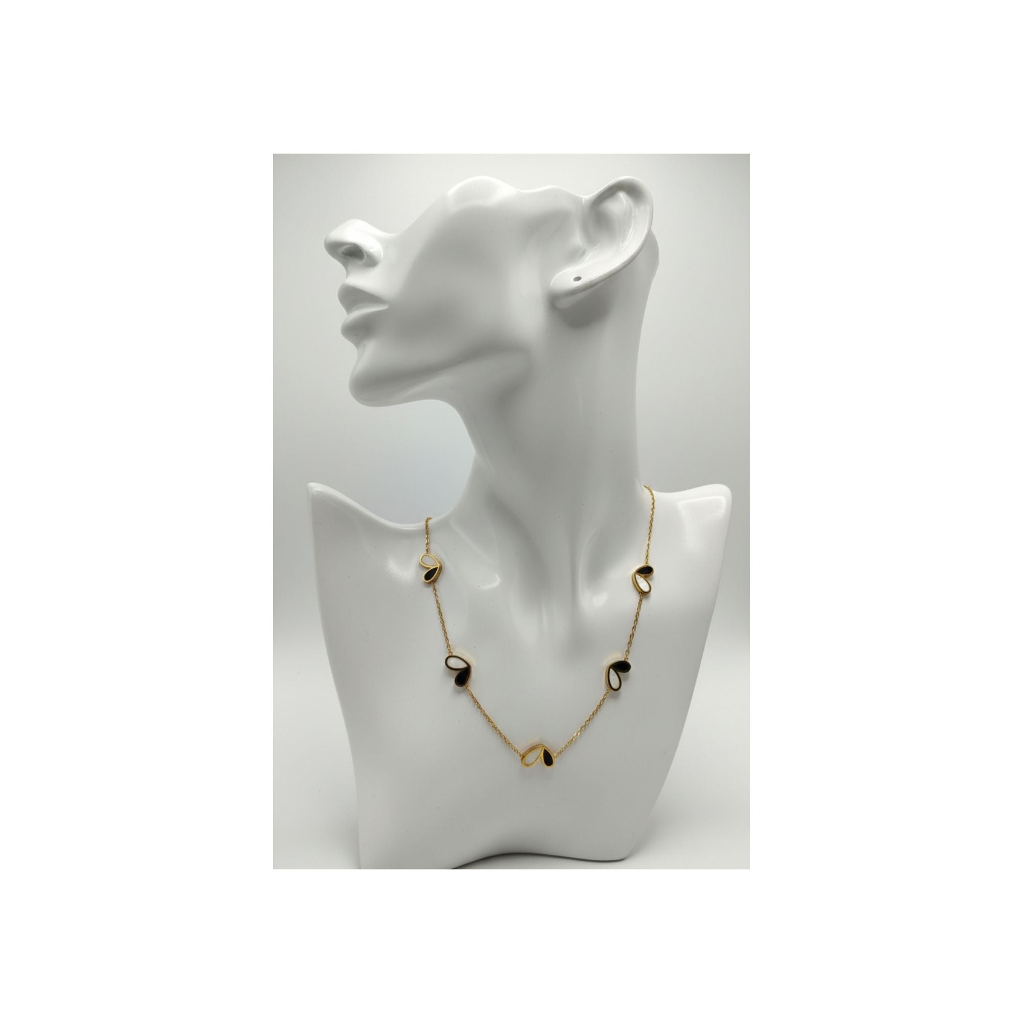 Black & White Mini Heart Necklace – Anti-Tarnish & Trendy 🖤🤍