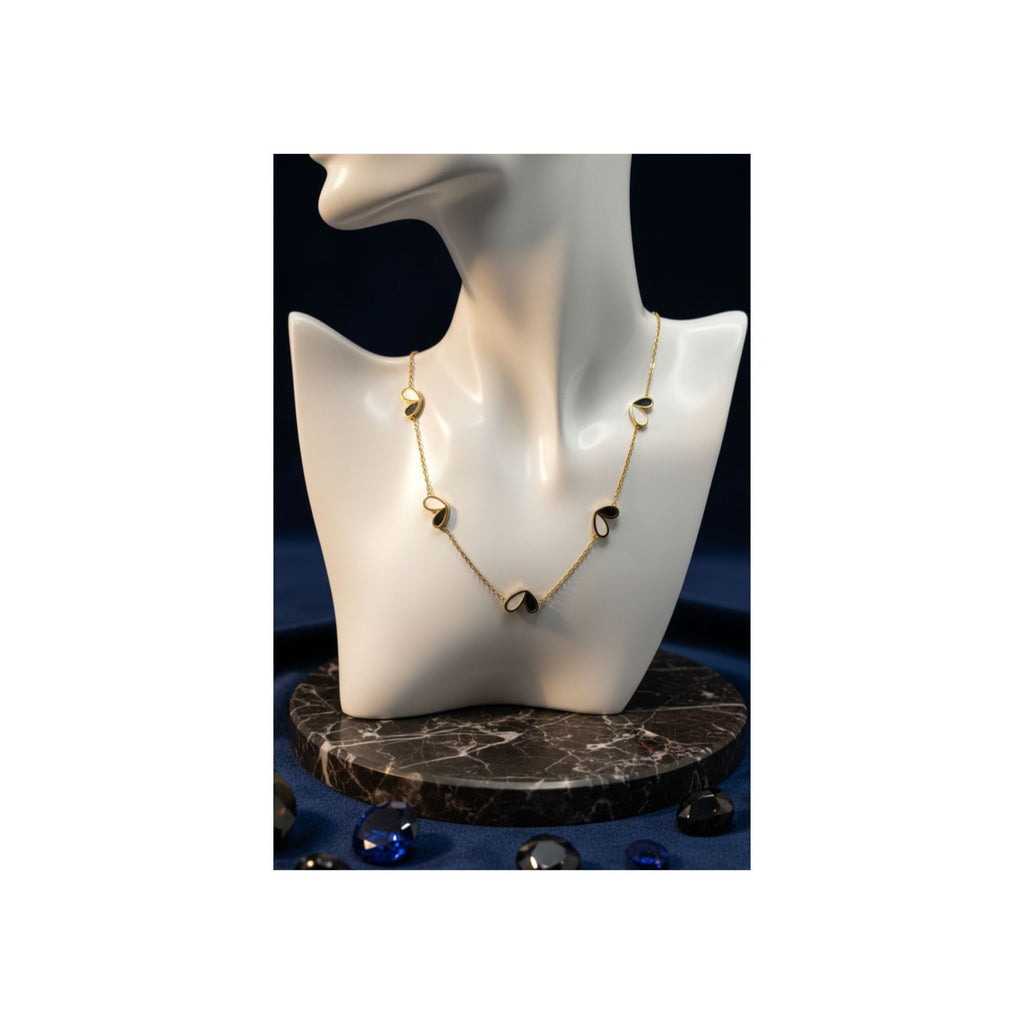 Black & White Mini Heart Necklace – Anti-Tarnish & Trendy 🖤🤍